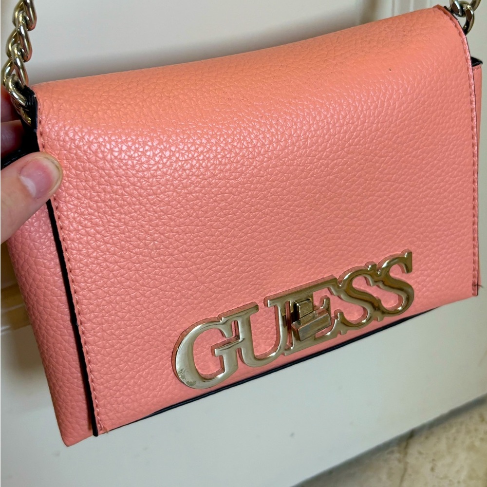 peach guess bag